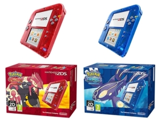 Hier zie je twee coole <a href = https://www.mario3ds.nl/Nintendo-3DS-spel.php?t=Nintendo_2DS target = _blank>2DS</a>-systemen met een Pokémon afdruk van de spellen <a href = https://www.mario3ds.nl/Nintendo-3DS-spel.php?t=Pokemon_Omega_Ruby target = _blank>Ruby</a> en Sapphire.