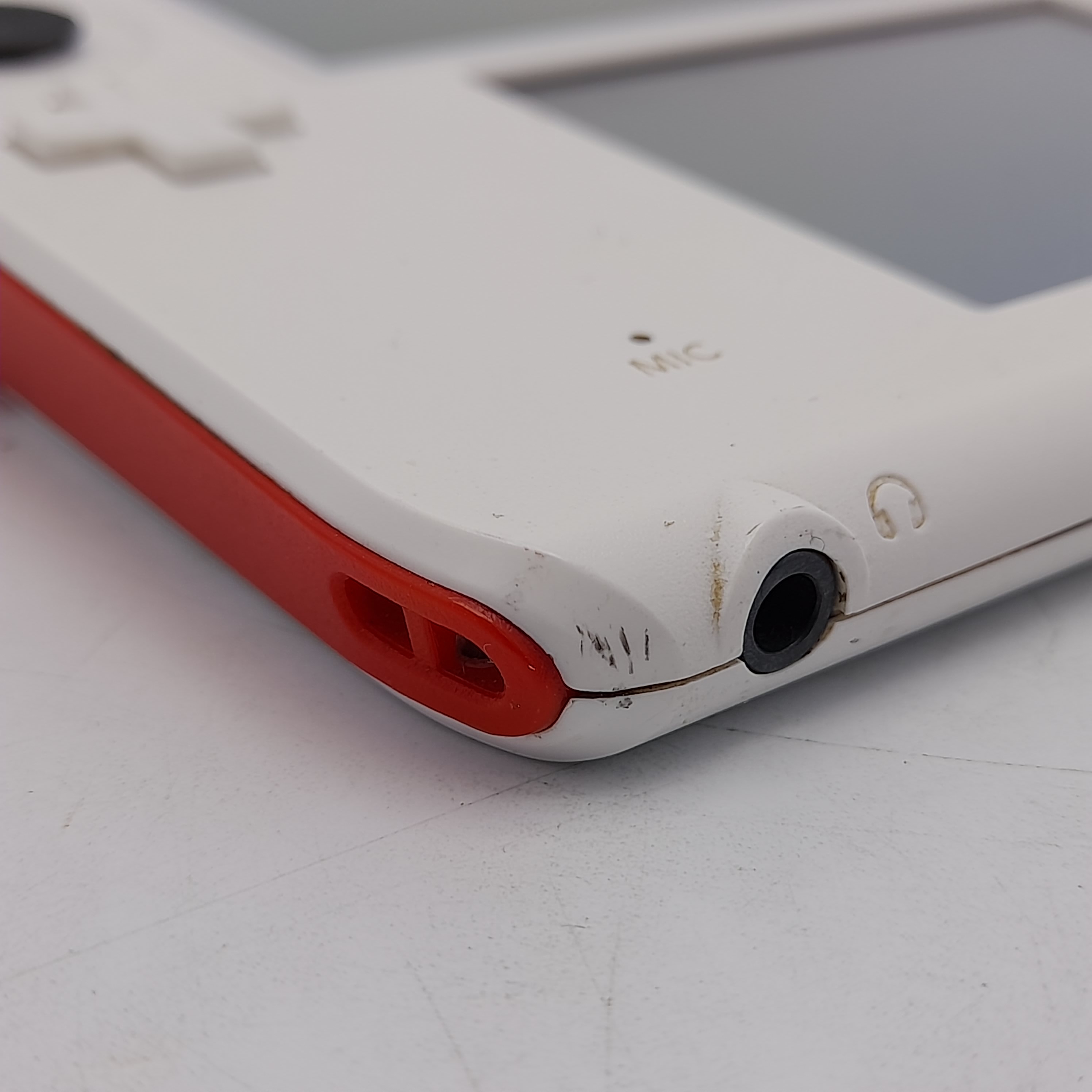 Foto van Nintendo 2DS Wit & Rood - Nette Staat